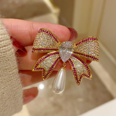 Bow Brooch